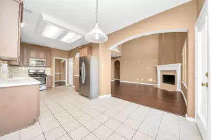 4703 Zachary Ln, Sugar Land, TX 77479 - Photo 6