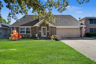 10827 Linden Gate Drive, Houston, TX 77075 - Photo 1