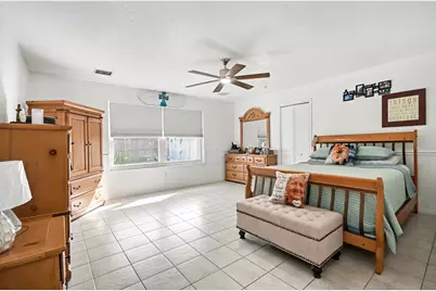 10827 Linden Gate Drive, Houston, TX 77075 - Photo 12