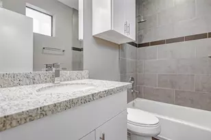2217 St Emanuel St, Houston, TX 77003 - Photo 4