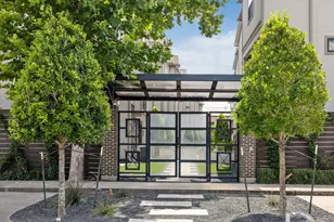 1122 Thompson St, Houston, TX 77007 - Photo 2