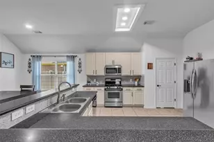 30303 Castle Forest Dr, Spring, TX 77386 - Photo 10