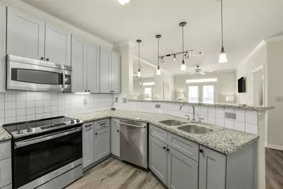 1711 Old Spanish Trail #437, Houston, TX 77054 - Photo 4