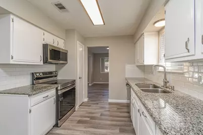 4318 Burkegate Drive, Spring, TX 77373 - Photo 8