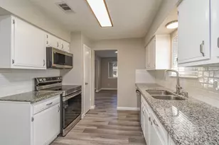 4318 Burkegate Dr, Spring, TX 77373 - Photo 8