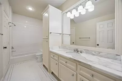 6261 Burgoyne Road, Houston, TX 77057 - Photo 32