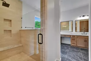 1825 Huge Oaks St, Houston, TX 77055 - Photo 24