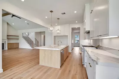 1825 Huge Oaks Street, Houston, TX 77055 - Photo 16