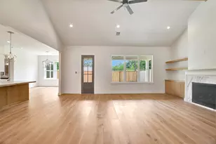 1825 Huge Oaks St, Houston, TX 77055 - Photo 6