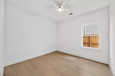 959/961 Ringold Street #A/B, Houston, TX 77088 - Photo 8