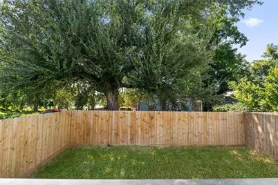 2303 Staples Street, Houston, TX 77026 - Photo 28