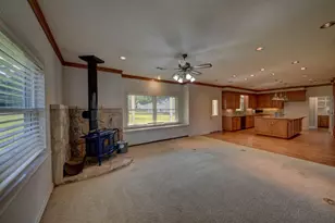 609 Piney Creek Rd, Bellville, TX 77418 - Photo 14