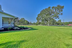 609 Piney Creek Rd, Bellville, TX 77418 - Photo 38