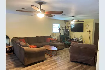 1802 29th Street, Orange, TX 77630 - Photo 4