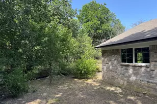440 Red Bud Cir, Bruceville Eddy, TX 76630 - Photo 6