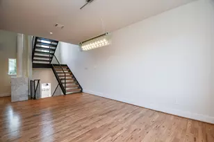 92 Dennis St, Houston, TX 77006 - Photo 14
