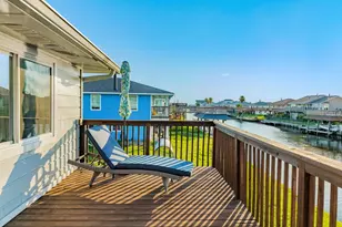 621 Warsaw St, Bayou Vista, TX 77563 - Photo 22