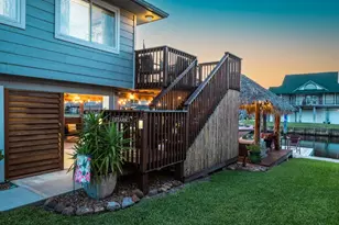 621 Warsaw St, Bayou Vista, TX 77563 - Photo 40