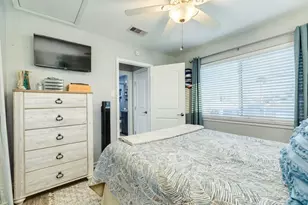 621 Warsaw St, Bayou Vista, TX 77563 - Photo 34