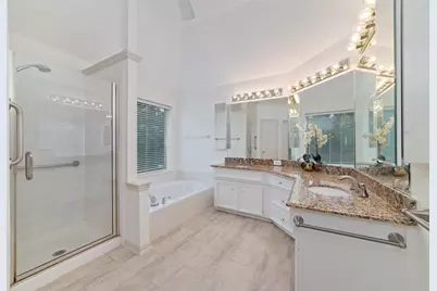 12435 Hazyglen Drive, Houston, TX 77082 - Photo 20