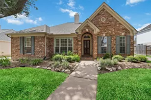 12435 Hazyglen Dr, Houston, TX 77082 - Photo 2