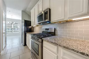 18107 Svensson Slade Ln, Houston, TX 77044 - Photo 4