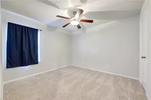 18107 Svensson Slade Ln, Houston, TX 77044 - Photo 12