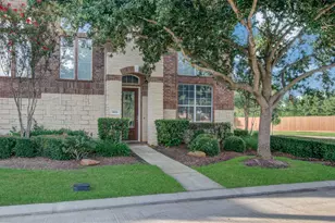 9106 Sunlight Oak Ln, Houston, TX 77070 - Photo 2
