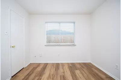 9231 Homeland Drive, Houston, TX 77083 - Photo 18
