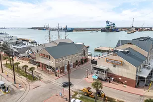 2208 Postoffice St, Galveston, TX 77550 - Photo 40