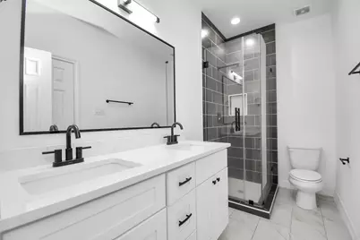 9003 Prairie View Drive #B, Houston, TX 77088 - Photo 4