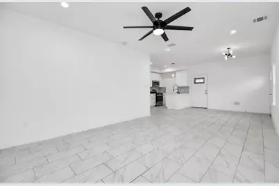 9003 Prairie View Drive #B, Houston, TX 77088 - Photo 8