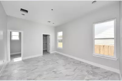 7160 Rook Boulevard, Houston, TX 77087 - Photo 14