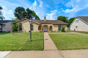 12302 Meadowdale Dr, Meadows Place, TX 77477 - Photo 1