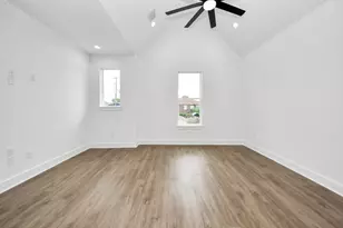 5029 Broom St, Houston, TX 77091 - Photo 8