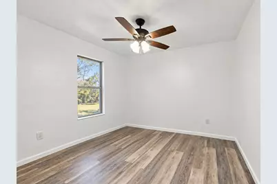 1517 Pin Oak Street, Hearne, TX 77859 - Photo 12