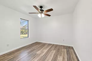1517 Pin Oak St, Hearne, TX 77859 - Photo 12