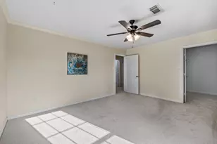 1400 Oak Hollow Dr, Dickinson, TX 77539 - Photo 40