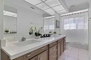 1400 Oak Hollow Dr, Dickinson, TX 77539 - Photo 42