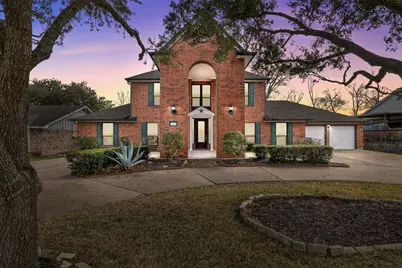 1400 Oak Hollow Drive, Dickinson, TX 77539 - Photo 4