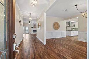 1400 Oak Hollow Dr, Dickinson, TX 77539 - Photo 6