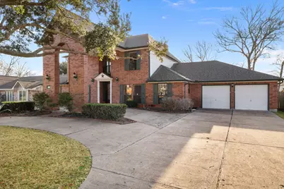 1400 Oak Hollow Drive, Dickinson, TX 77539 - Photo 2