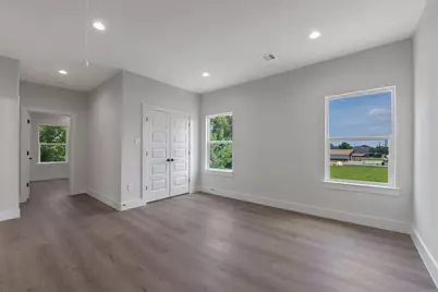 9313 Jutland Road, Houston, TX 77033 - Photo 16
