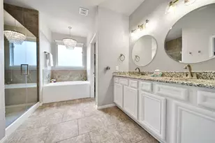 911 River Crossing Dr, Conroe, TX 77384 - Photo 20