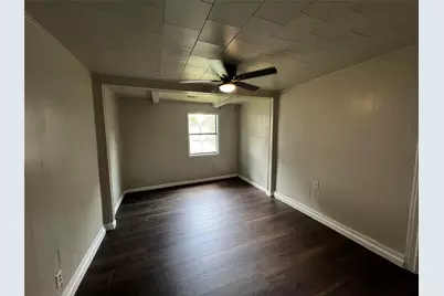 1805 E North Street, Victoria, TX 77901 - Photo 12