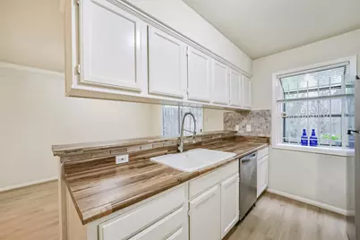 5917 Fairdale Lane #10, Houston, TX 77057 - Photo 18