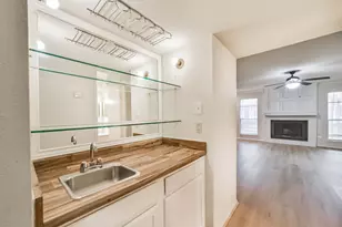 5917 Fairdale Ln, Houston, TX 77057 - Photo 14