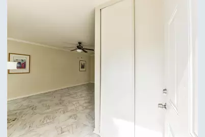 5917 Fairdale Lane #10, Houston, TX 77057 - Photo 32