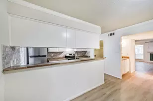 5917 Fairdale Ln, Houston, TX 77057 - Photo 16