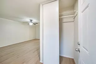 5917 Fairdale Ln, Houston, TX 77057 - Photo 4